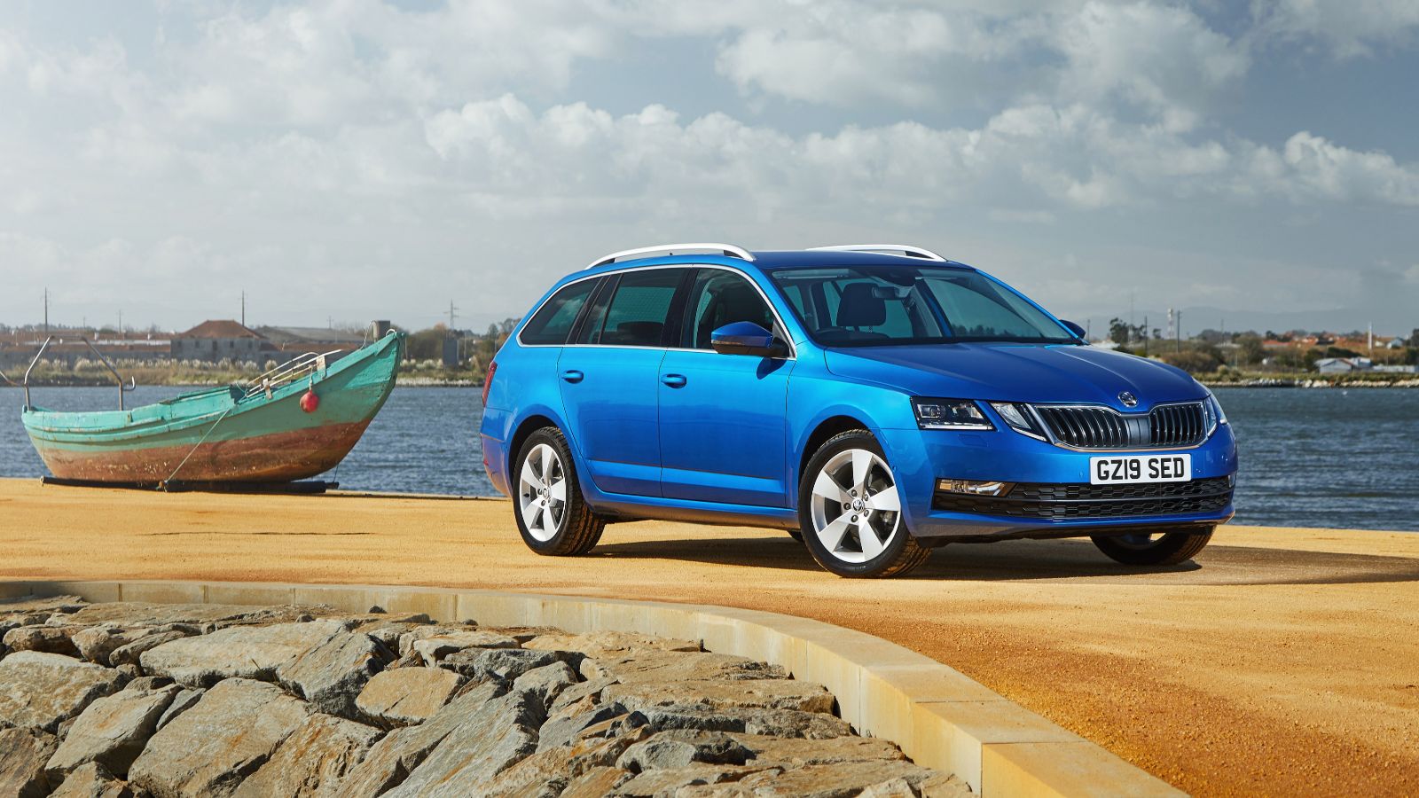 Blue Skoda Octavia Estate