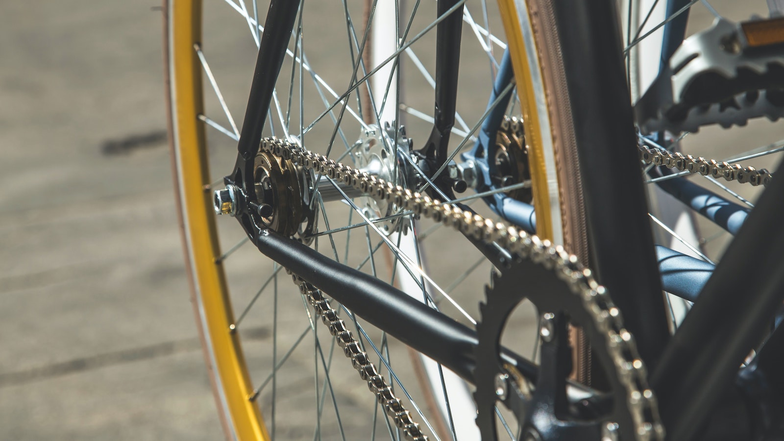 How to change a bike chain in record time